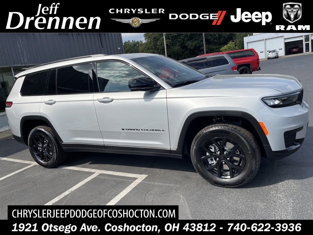 2025 Jeep Grand Cherokee L Altitude's photo