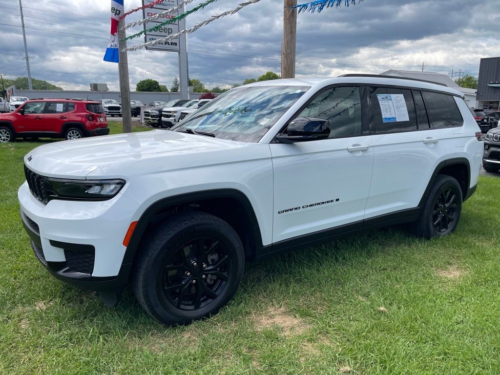 Used 2024 Jeep Grand Cherokee L Altitude SUV