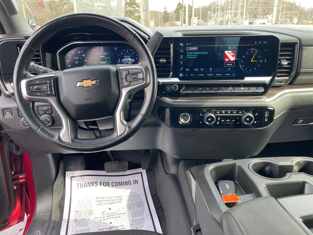 2023 Chevrolet Silverado 1500 LT - Photo 12