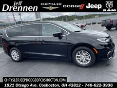 2026 Chrysler Pacifica SELECT Passenger Van