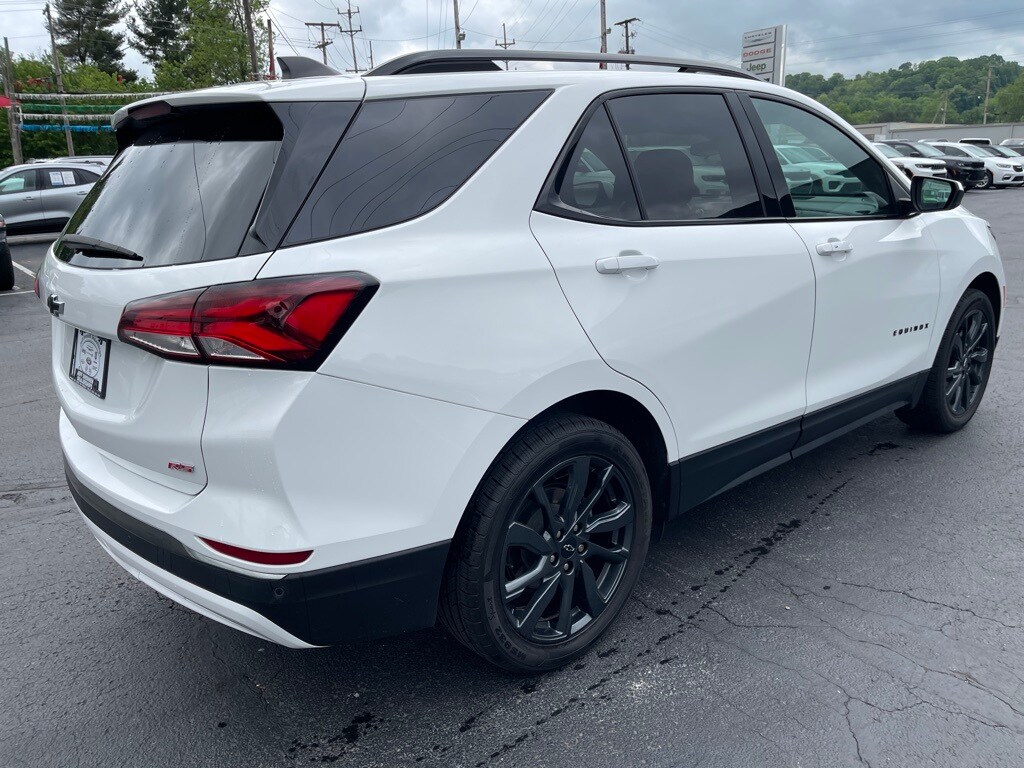 2022 Chevrolet Equinox RS photo 3