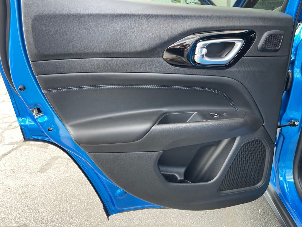 2025 Jeep Compass Latitude - Photo 21