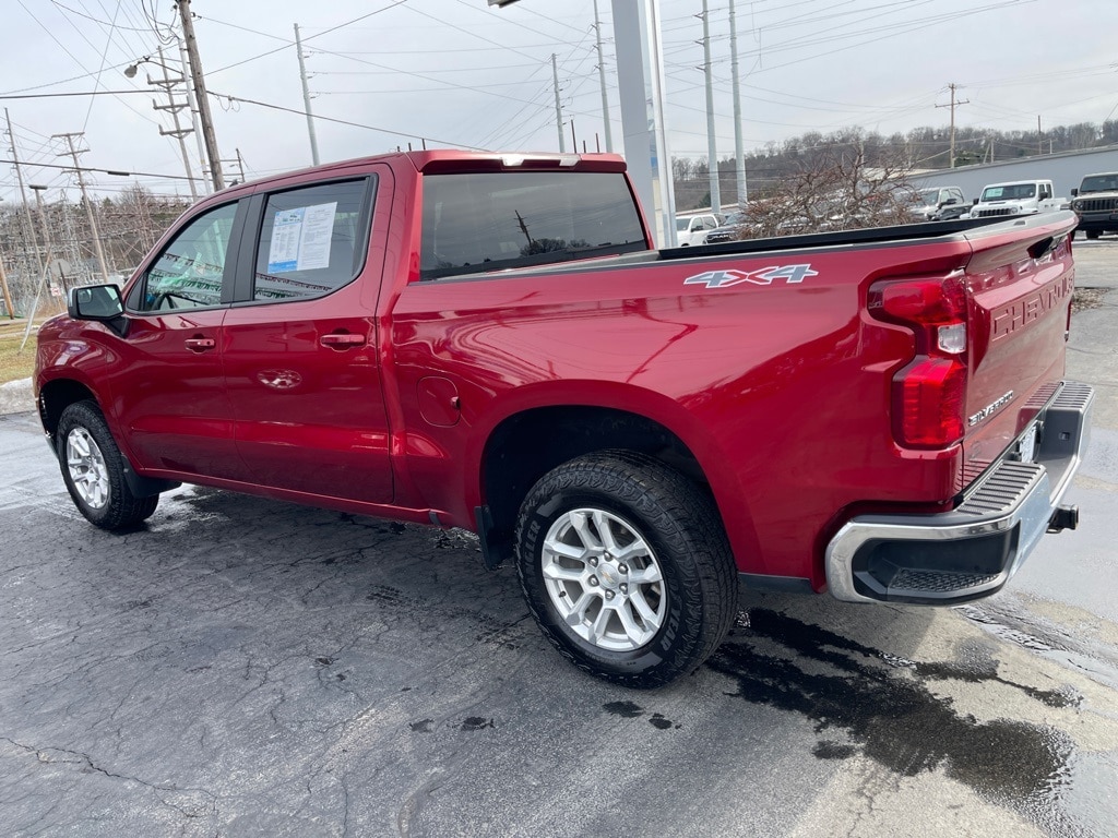 2023 Chevrolet Silverado 1500 LT - Photo 4