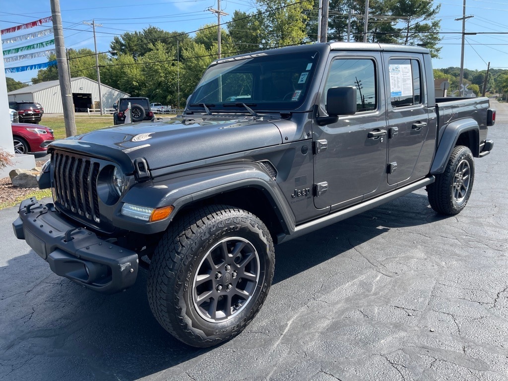 Used 2021 Jeep Gladiator Freedom with VIN 1C6HJTAG4ML585545 for sale in Coshocton, OH