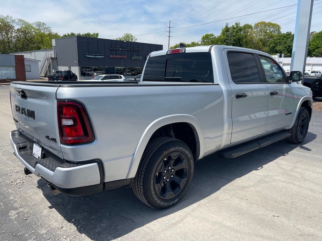 New 2026 Ram 1500 BIG HORN CREW CAB 4X4 6'4 BOX Pickup