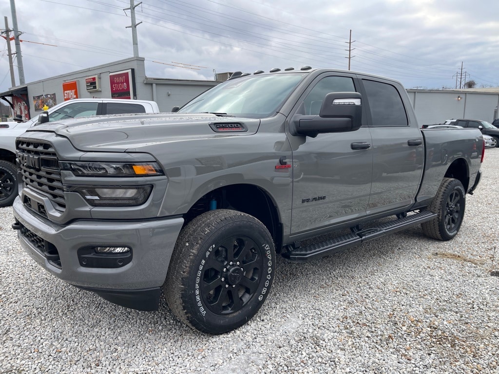 New 2026 Ram 2500 BIG HORN CREW CAB 4X4 6'4 BOX Pickup