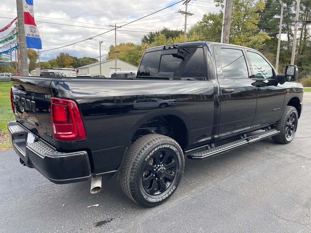 New 2026 Ram 2500 BIG HORN CREW CAB 4X4 6'4 BOX Pickup