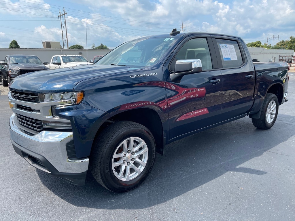 Used 2022 Chevrolet Silverado 1500 Limited LT with VIN 3GCPYJEK1NG158583 for sale in Coshocton, OH