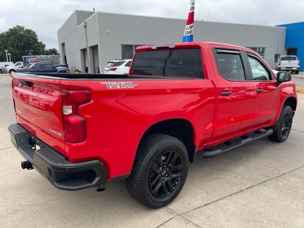 Used 2025 Chevrolet Silverado 1500 Custom Trail Boss Truck