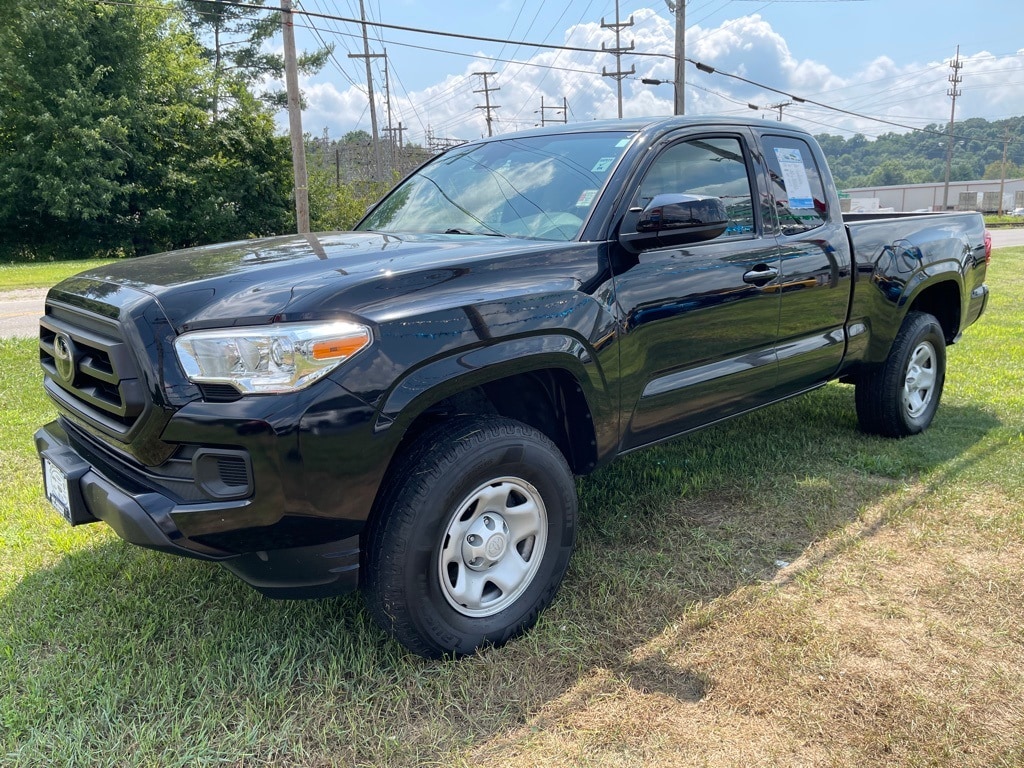 Used 2021 Toyota Tacoma SR with VIN 3TYSX5EN7MT008805 for sale in Coshocton, OH