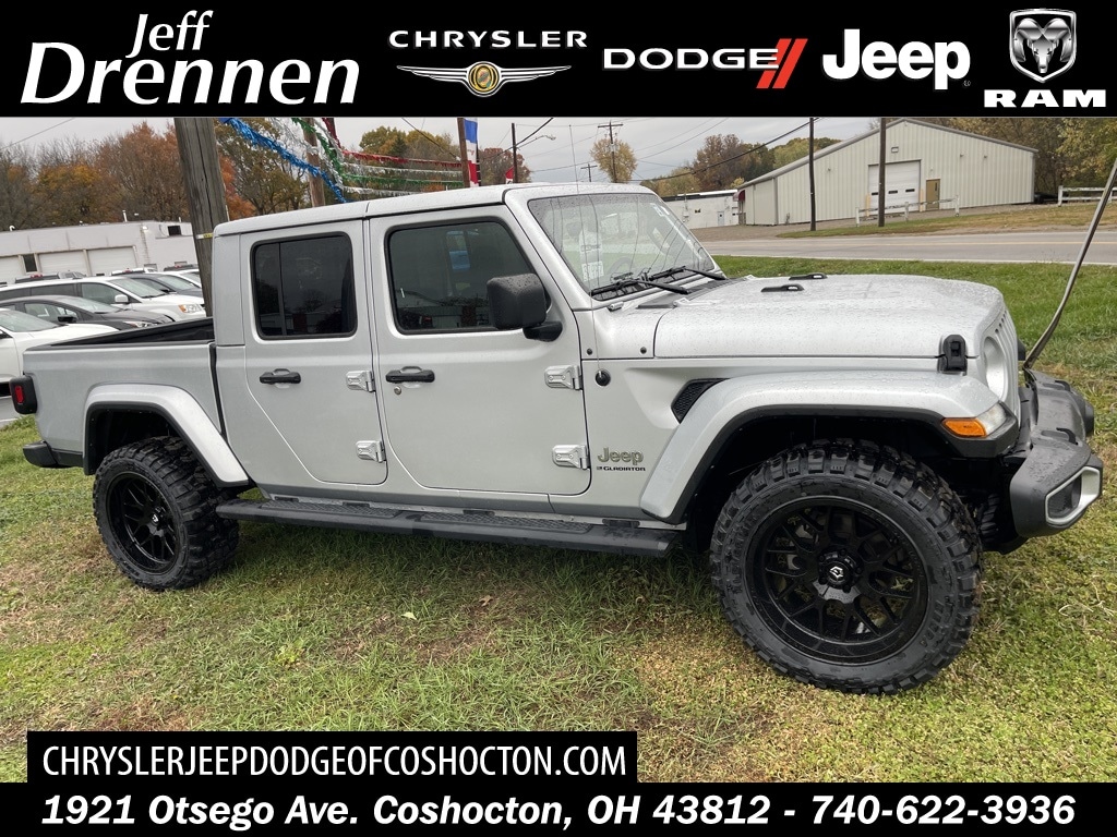 2023 Jeep Gladiator Overland's photo