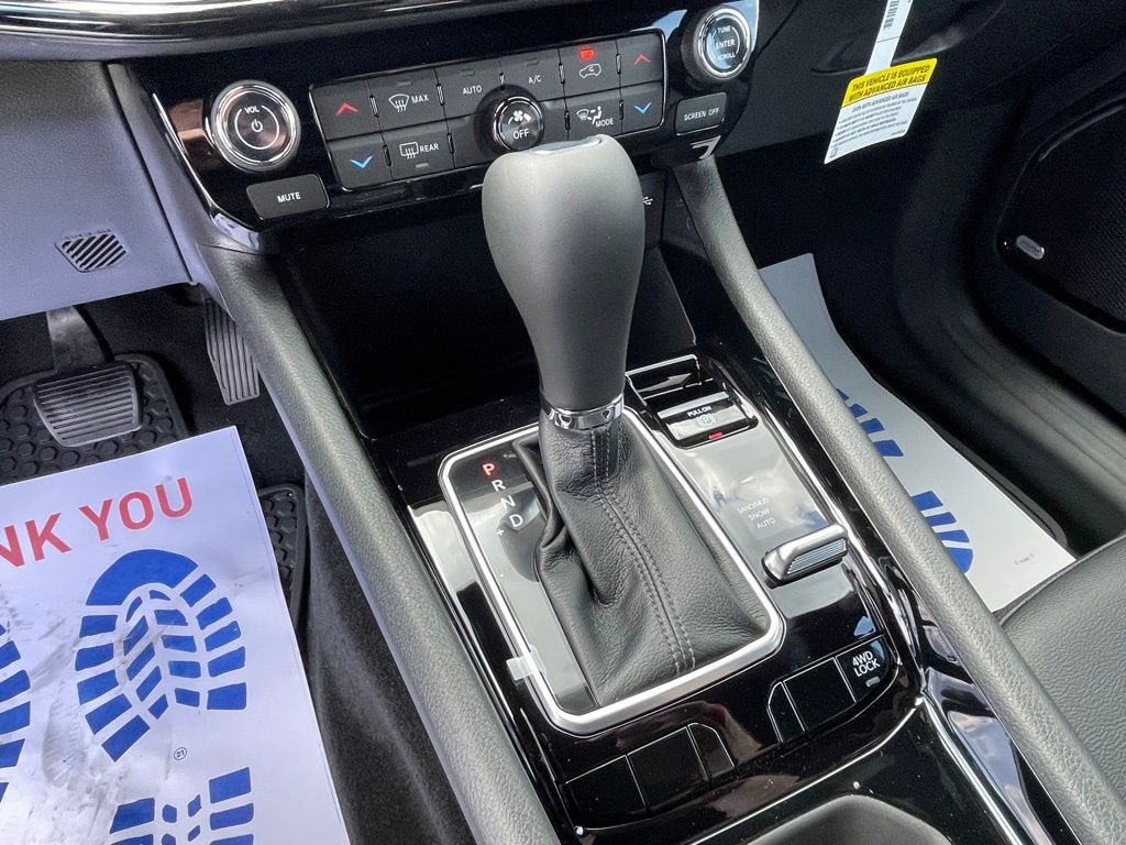 2025 Jeep Compass Latitude - Photo 24