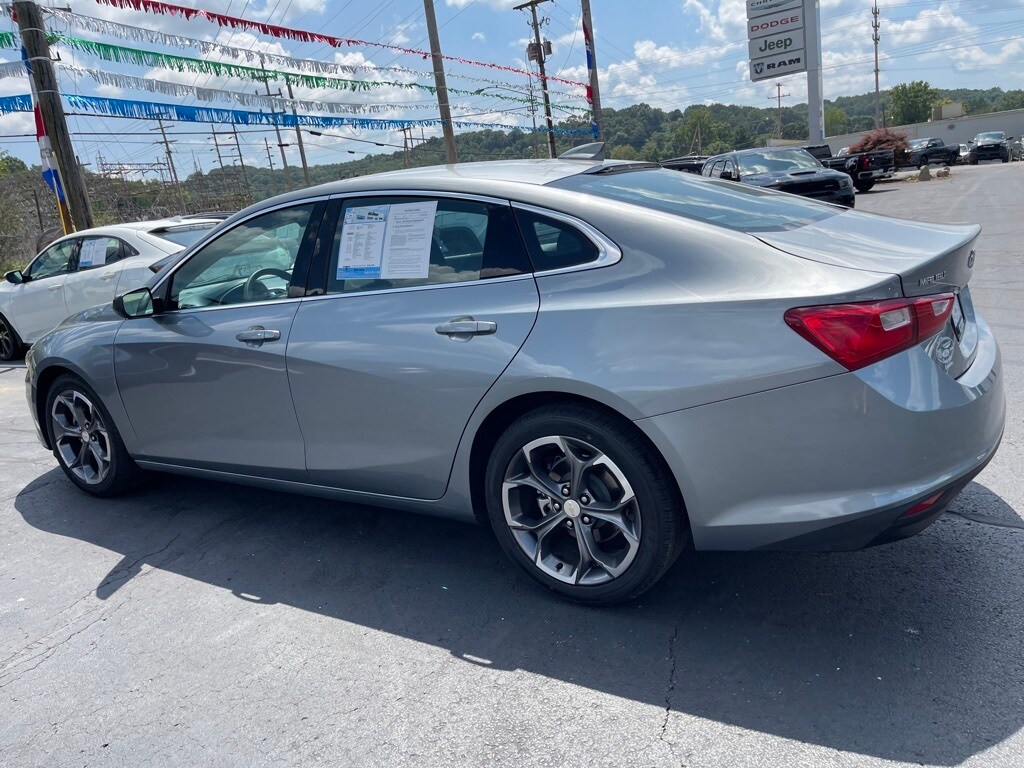 2023 Chevrolet Malibu 1LT photo 4