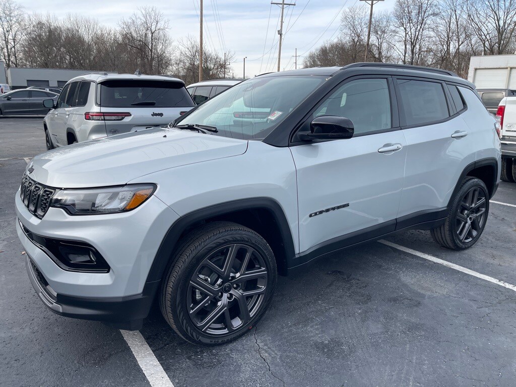 New 2026 Jeep Compass LIMITED ALTITUDE 4X4 Sport Utility