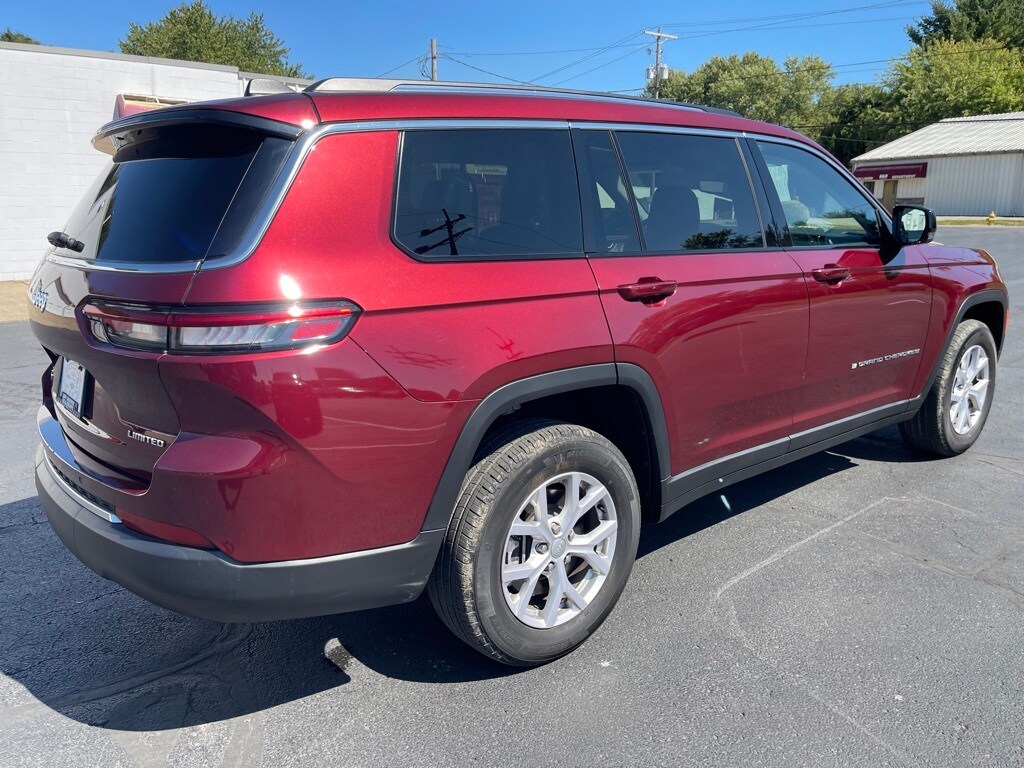 2022 Jeep Grand Cherokee Limited photo 3