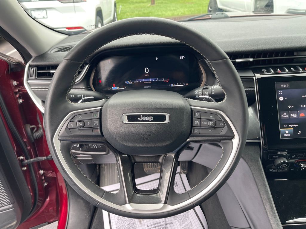 2023 Jeep Grand Cherokee L Laredo - Photo 12