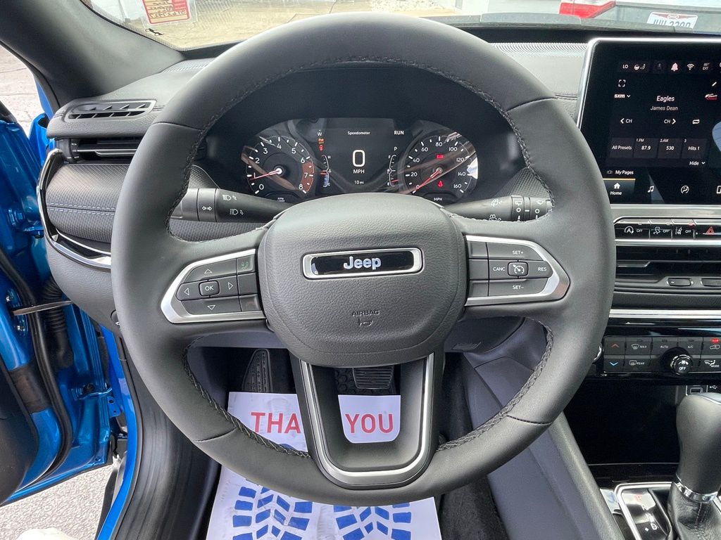 2025 Jeep Compass Latitude - Photo 15
