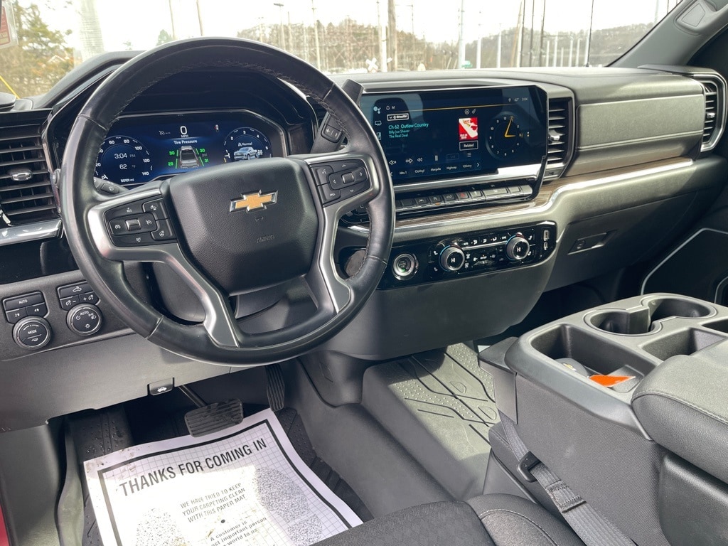 2023 Chevrolet Silverado 1500 LT - Photo 11