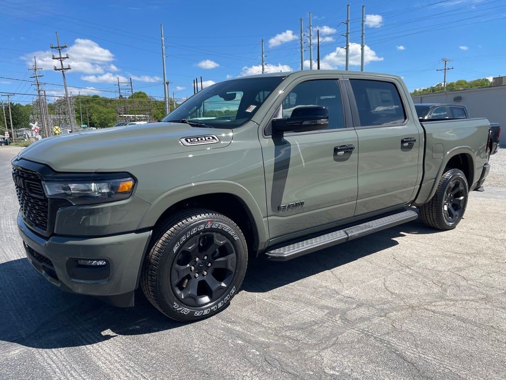 New 2026 Ram 1500 BIG HORN CREW CAB 4X4 5'7 BOX Pickup