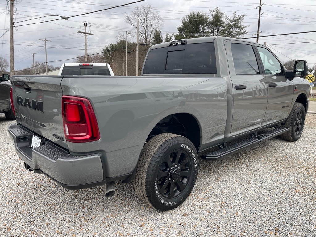 New 2026 Ram 2500 BIG HORN CREW CAB 4X4 6'4 BOX Pickup