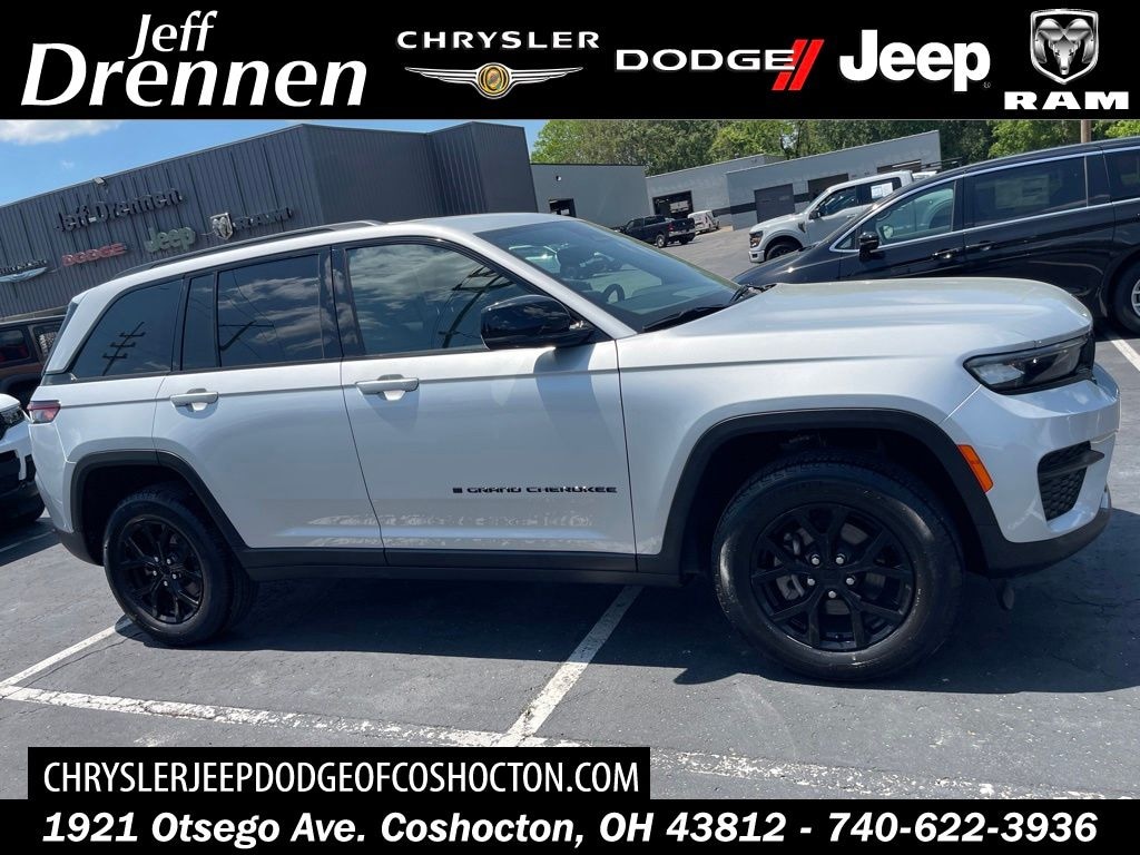 Used 2024 Jeep Grand Cherokee Altitude SUV