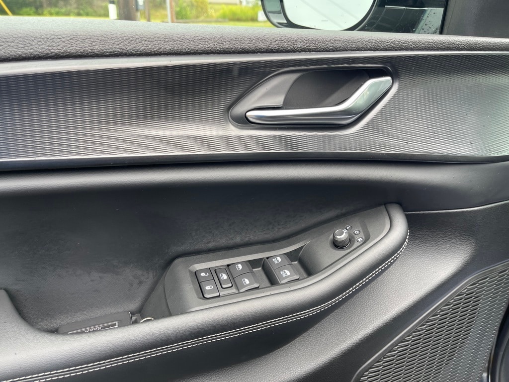 2025 Jeep Grand Cherokee L Altitude - Photo 24
