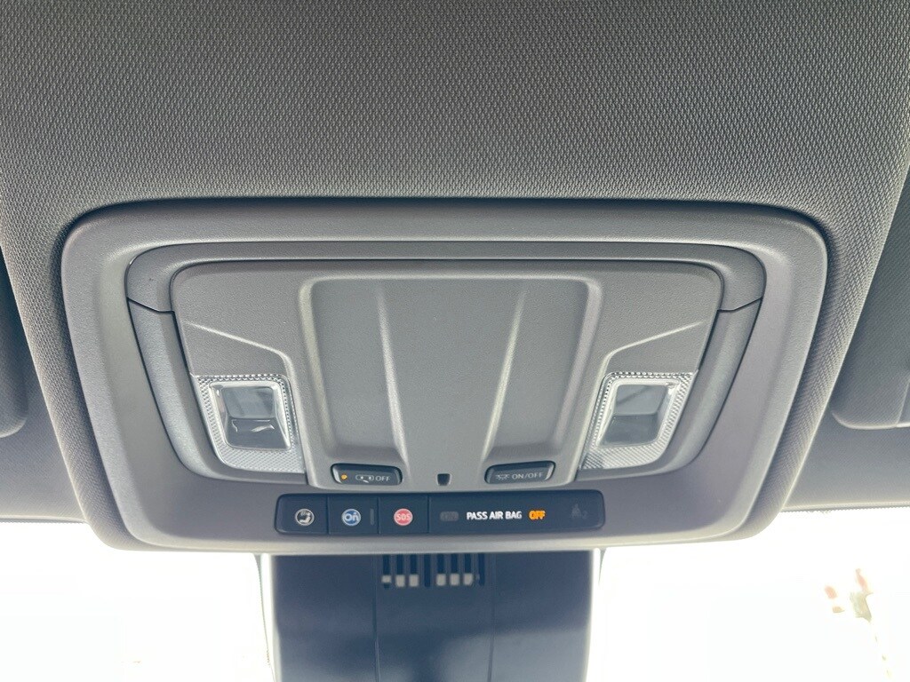 2023 Chevrolet Silverado 1500 LT - Photo 25