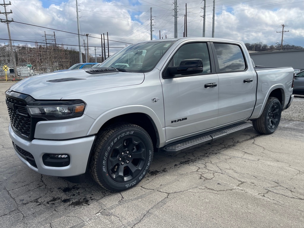 New 2026 Ram 1500 BIG HORN CREW CAB 4X4 5'7 BOX Pickup