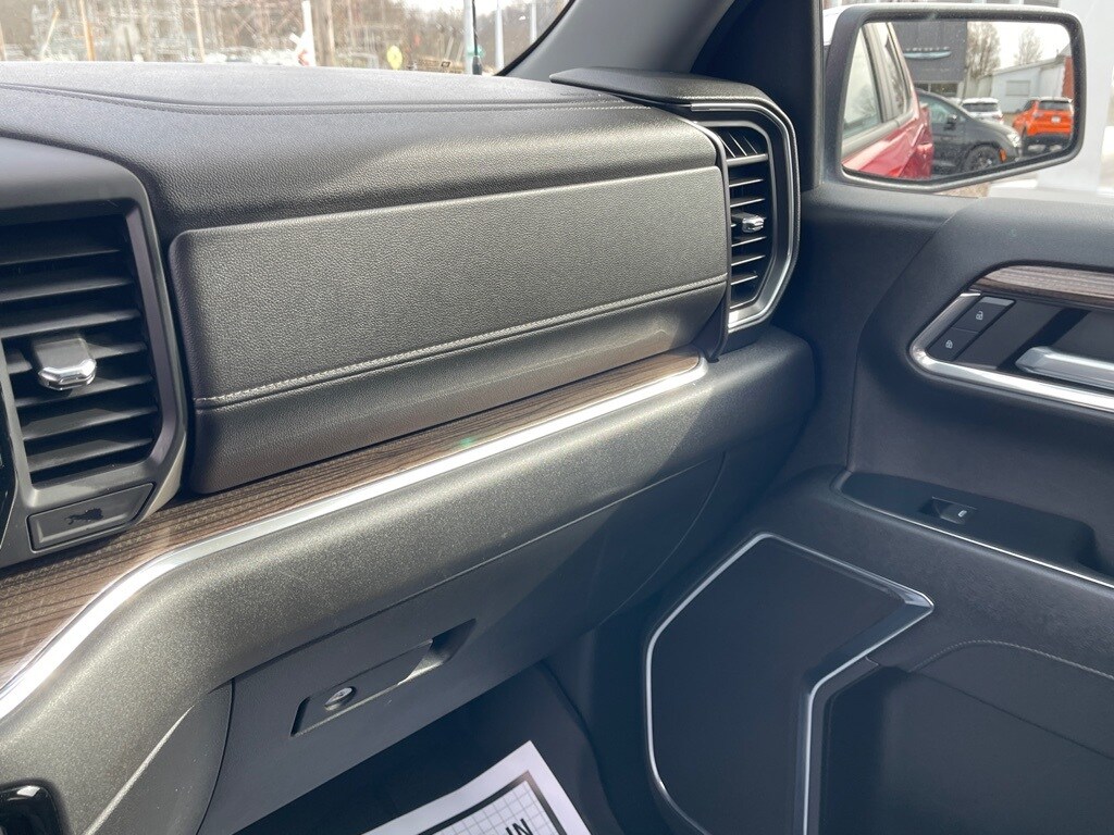 2023 Chevrolet Silverado 1500 LT - Photo 23