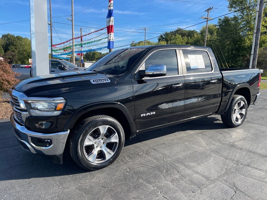 2022 Ram 1500 Laramie photo 2