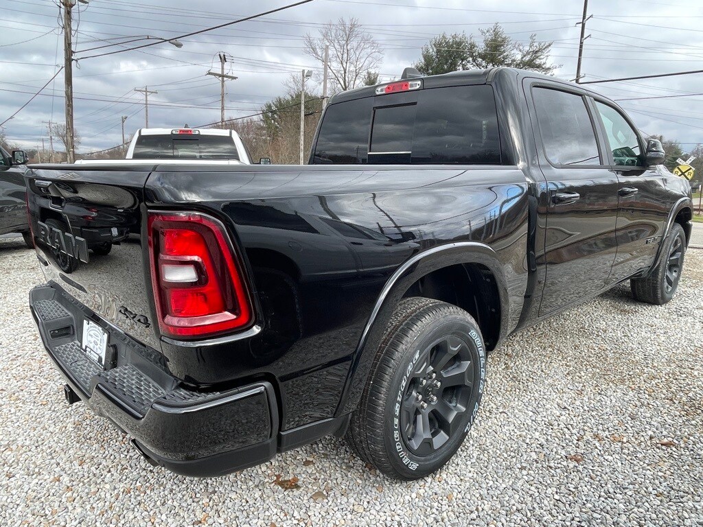 2025 Ram 1500 Big Horn photo 2