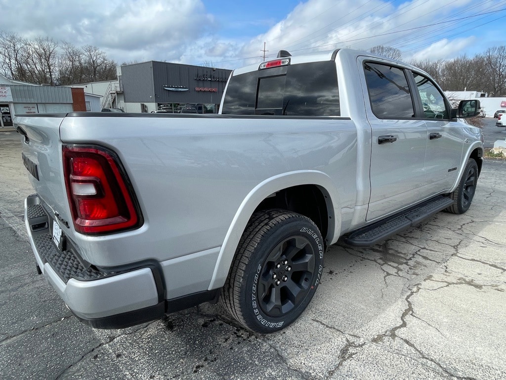 New 2026 Ram 1500 BIG HORN CREW CAB 4X4 5'7 BOX Pickup