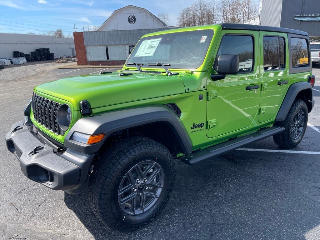 2025 Jeep Wrangler Sport photo 2