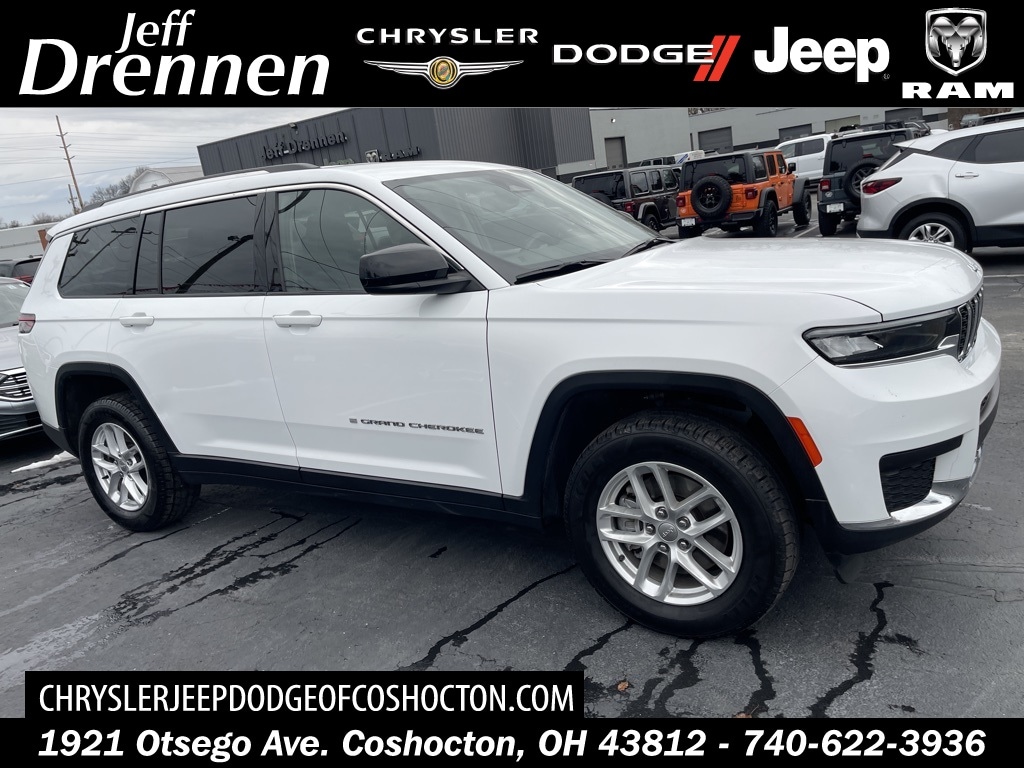 2023 Jeep Grand Cherokee L Laredo's photo