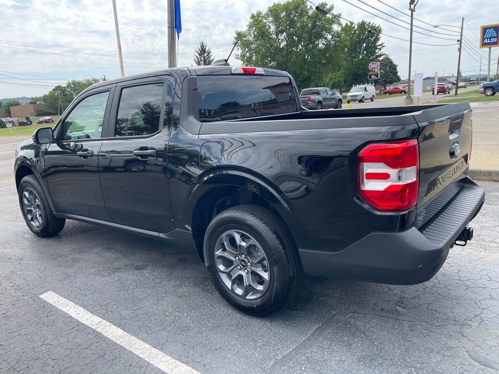 New 2025 Ford Maverick XLT Truck