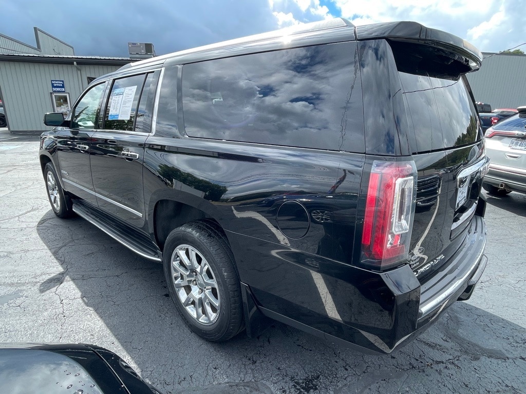 Used 2017 GMC Yukon XL Denali SUV