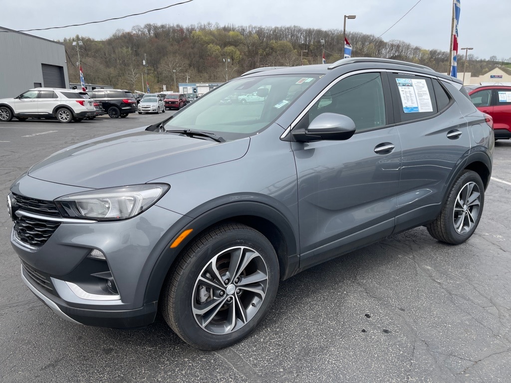 Used 2022 Buick Encore GX Select with VIN KL4MMDSL9NB069649 for sale in Coshocton, OH