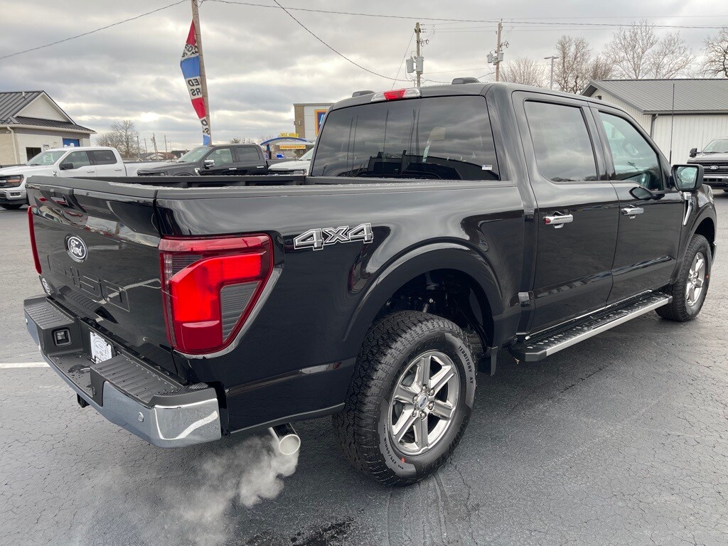 2024 Ford F-150 XLT photo 3