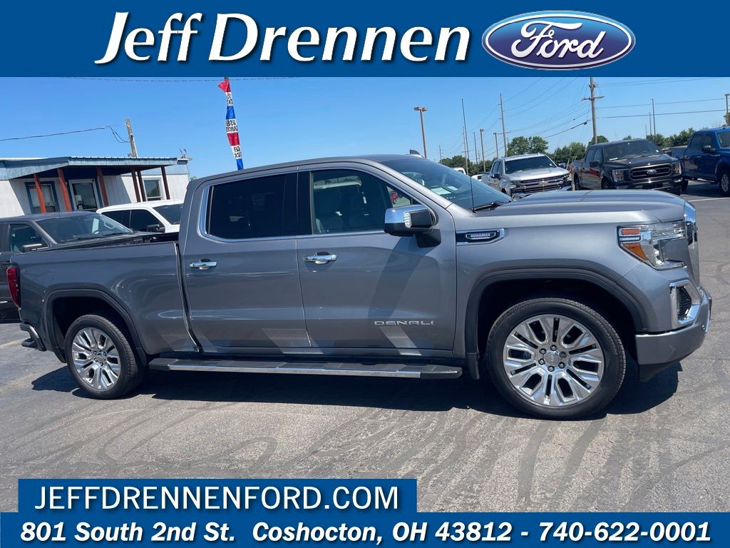 2020 GMC Sierra 4WD Crew Cab Short Box Denali's photo