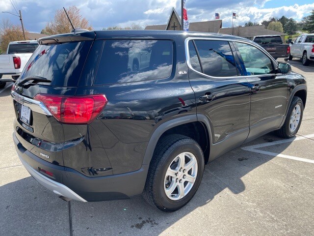2019 Gmc Acadia SLE photo 3