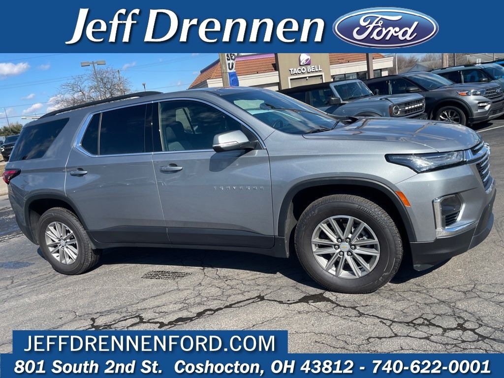Used 2023 Chevrolet Traverse LT SUV