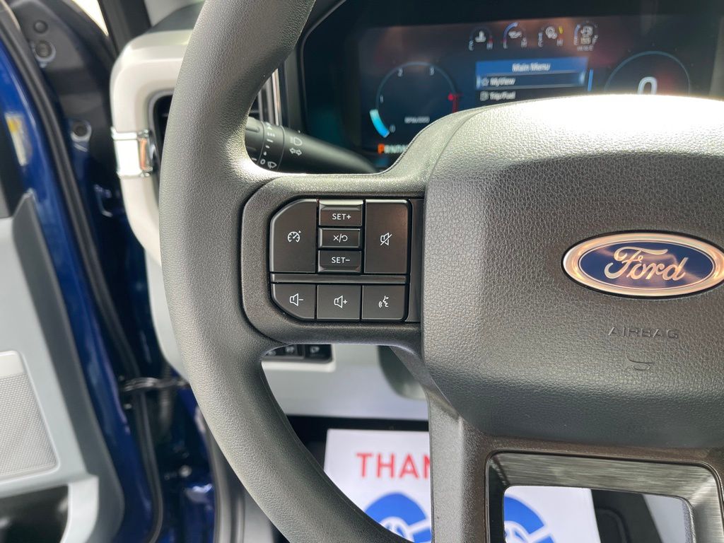 2026 Ford F-350 Super Duty XLT - Photo 15