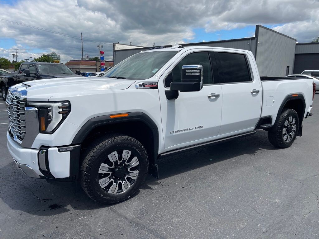 Used 2025 GMC Sierra 3500HD Denali Truck