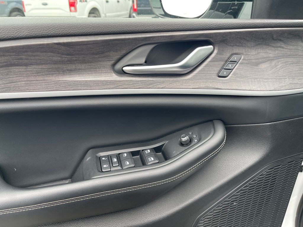2023 Jeep Grand Cherokee Limited - Photo 22