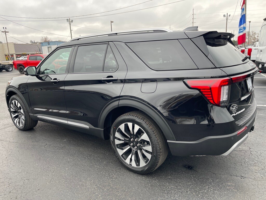 2026 Ford Explorer Platinum photo 3
