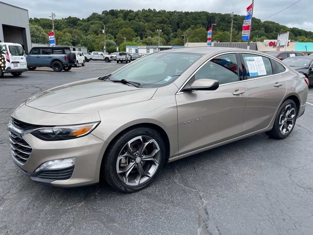 Used 2022 Chevrolet Malibu 1LT with VIN 1G1ZD5ST2NF154786 for sale in Coshocton, OH