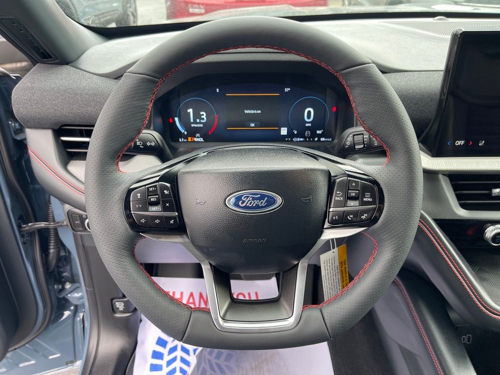 2026 Ford Explorer ST-Line - Photo 14