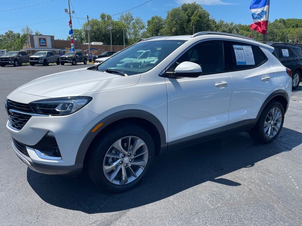 Used 2022 Buick Encore GX Essence SUV