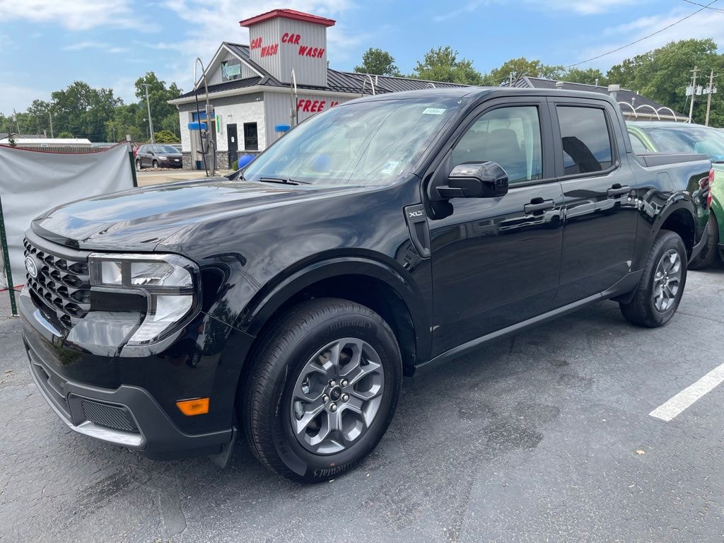 New 2025 Ford Maverick XLT Truck