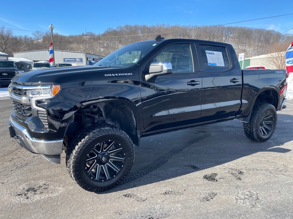 Used 2025 Chevrolet Silverado 1500 LT Truck